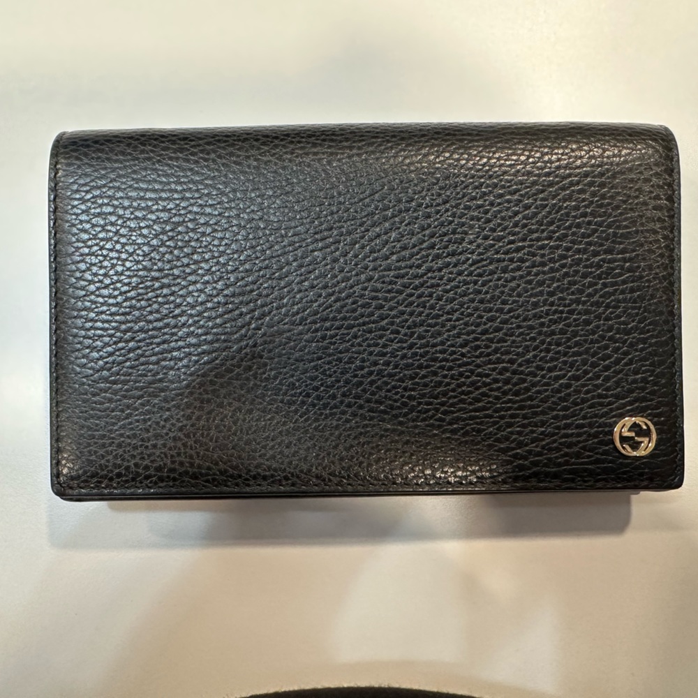 Gucci Betty Leather Wallet-On-Chai